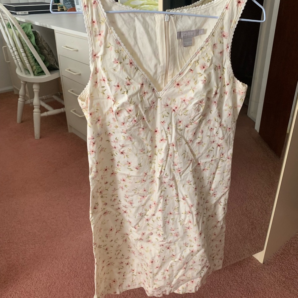Sleeveless short dress